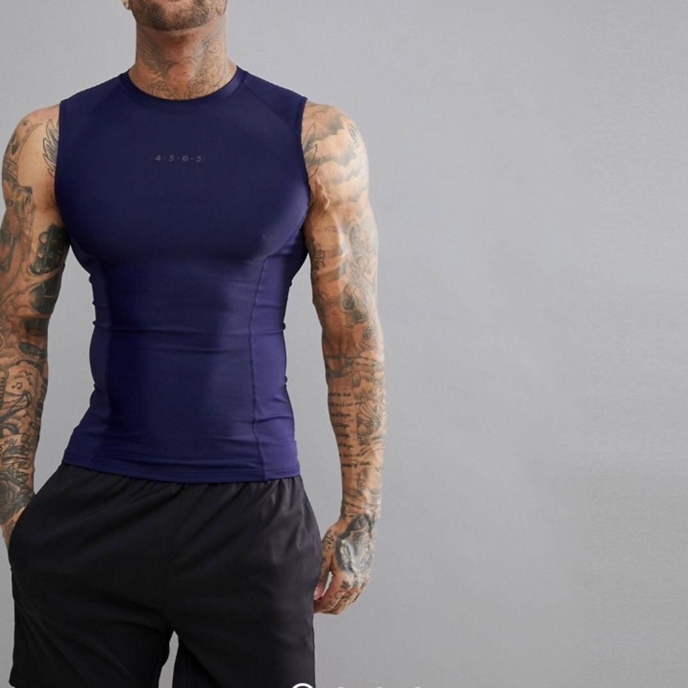 Compression sleeveless t